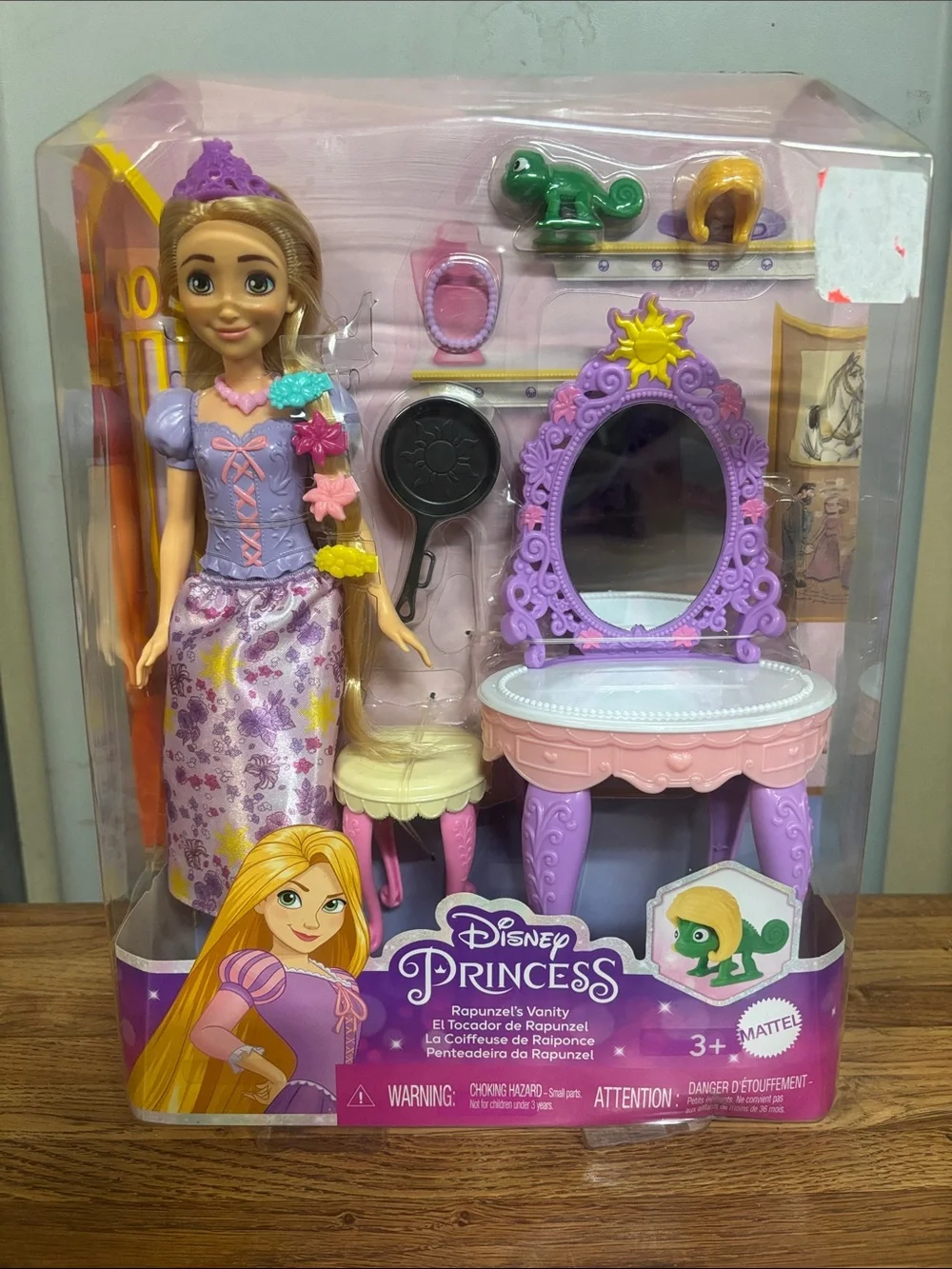Disney Rapunzel Purple and Pink Styling Vanity Playset with Doll